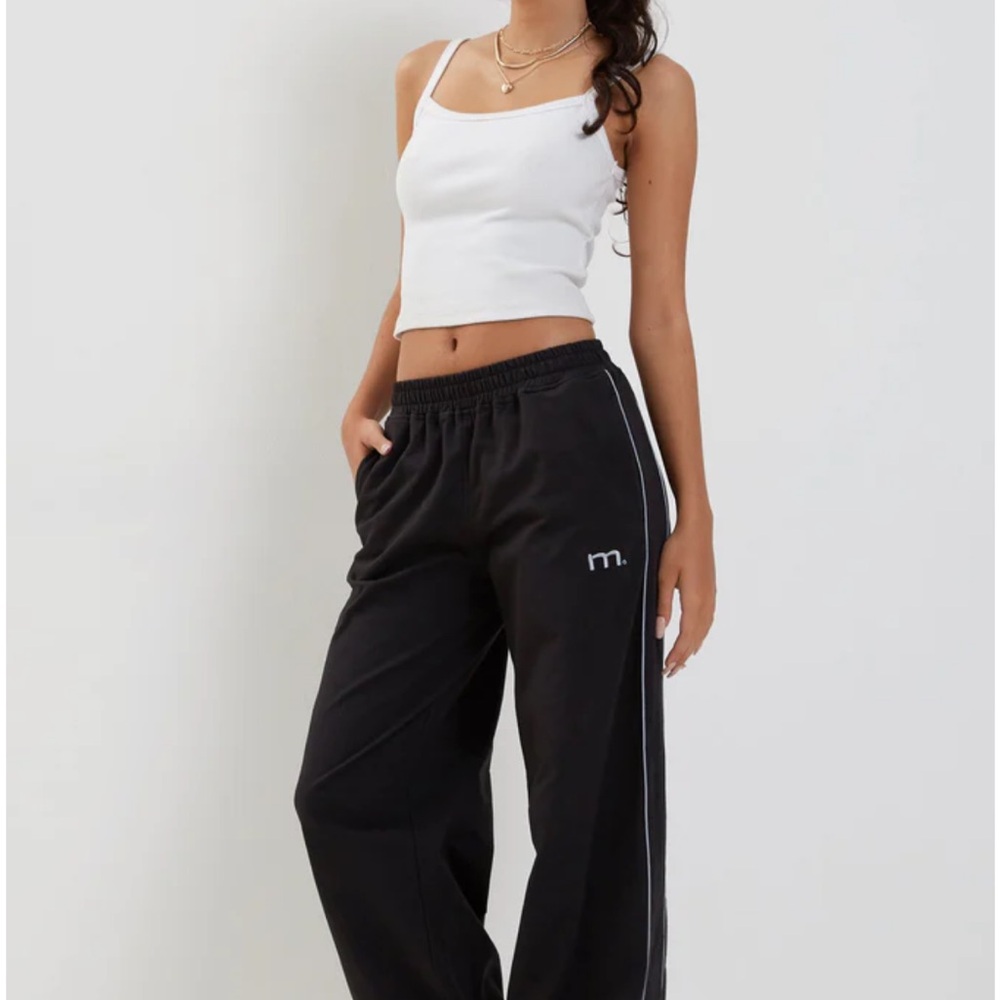Black Motel Rocks Pants - Picture 4 of 4